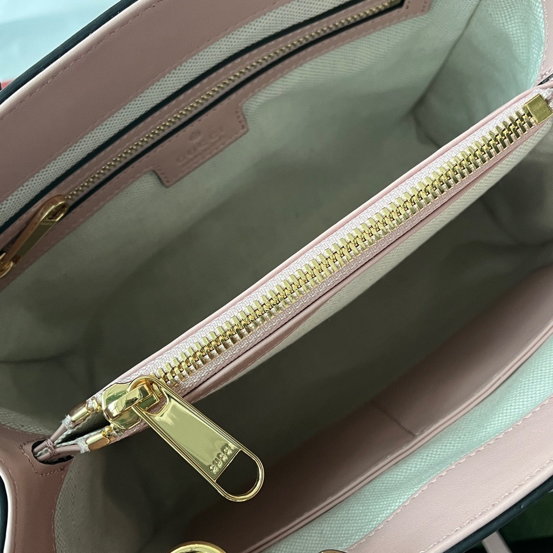 2F6E0759-650F-4857-94F8-CD9DF81DEF5B