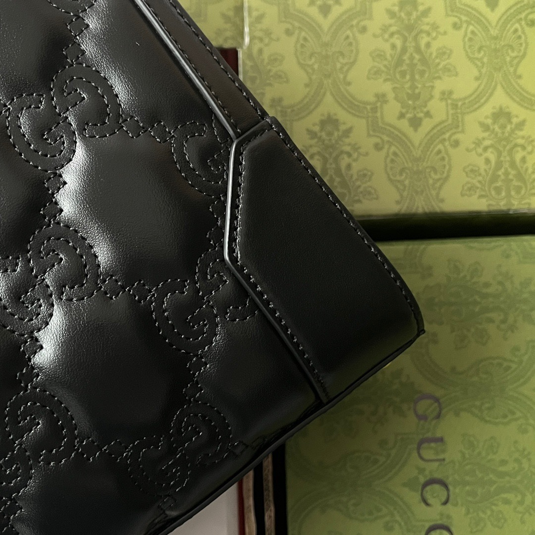 2F99BFF3-9CFA-4EDA-923C-EA39BC25AE47