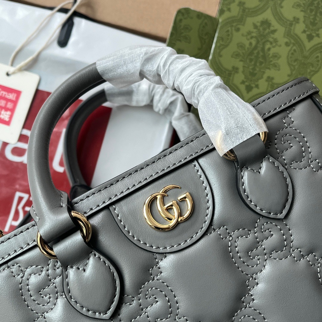 26ADADC2-4E31-445E-8B14-93110F11FEBD