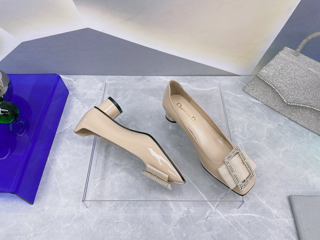 69000689-8B47-40D8-BC0B-475C3D6E093F