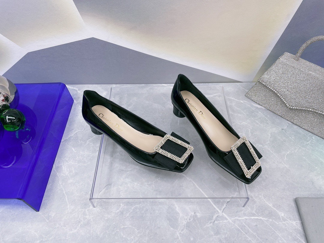 83002712-05A6-4AAC-A334-EADC371CAB69