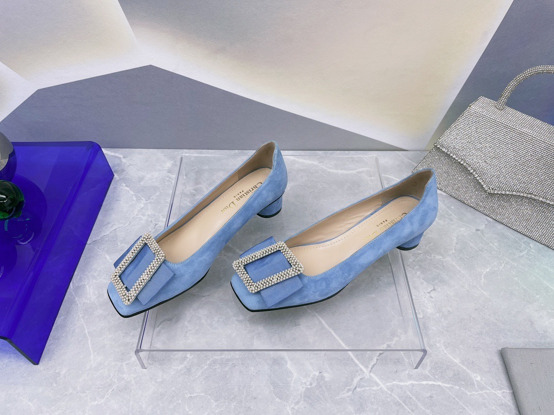 BFF2B3EA-CF4C-4B83-B978-9EE9B962A012