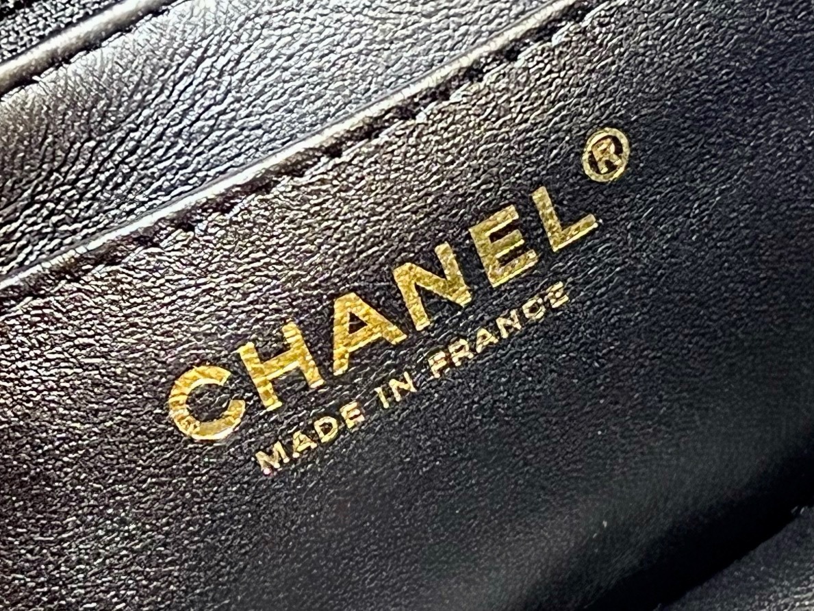 2EF5F49A-6C9B-4DA4-8809-91717AAC5833