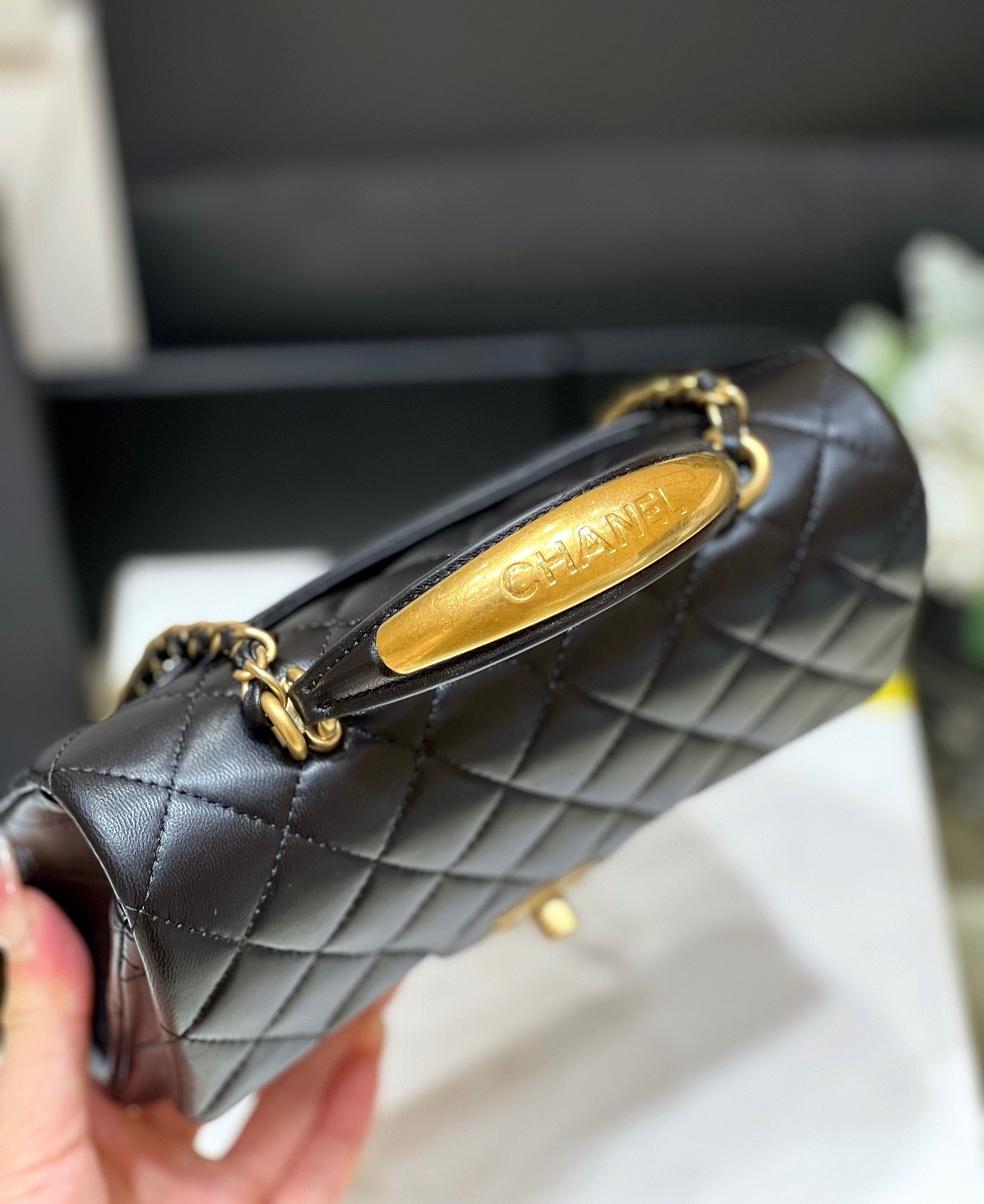 C583FB1A-1B77-4198-94E6-6914A3EAB942