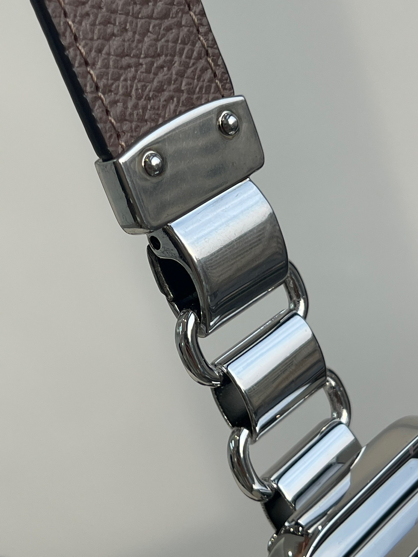 571E285F-D44E-4973-99E0-2B3F51DB0E25