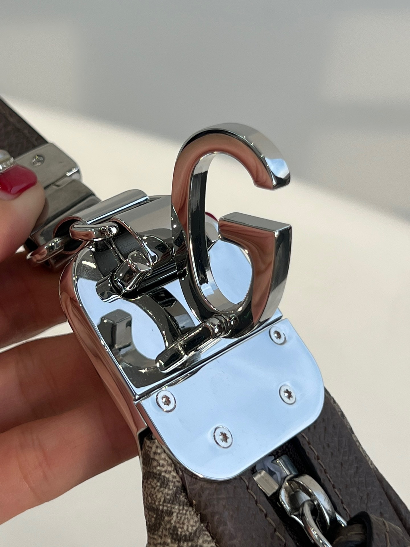 02E97804-D88A-4485-90A1-7FD4A9878ED6