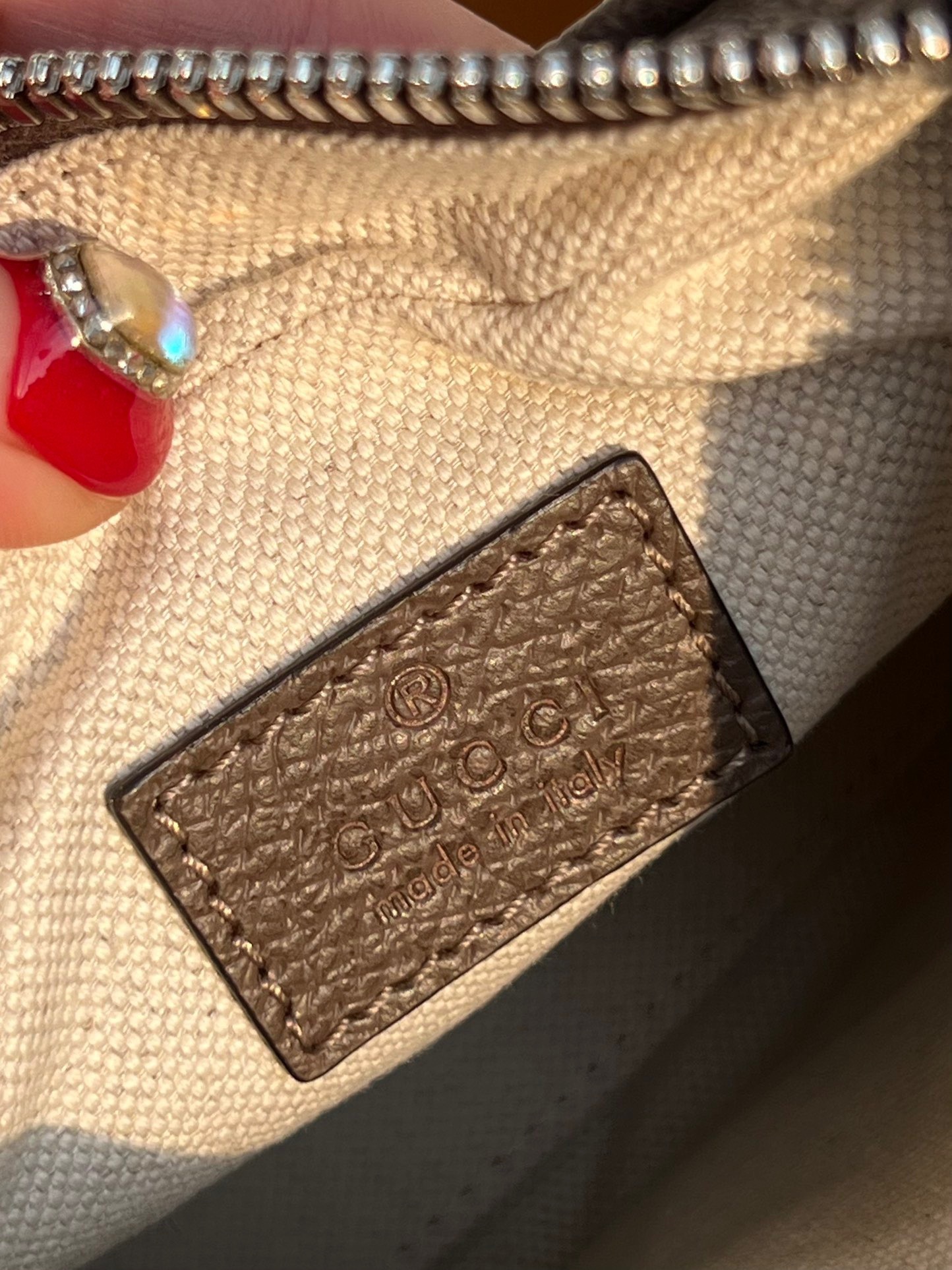 516350F5-A226-4B6D-9489-13008AF14794