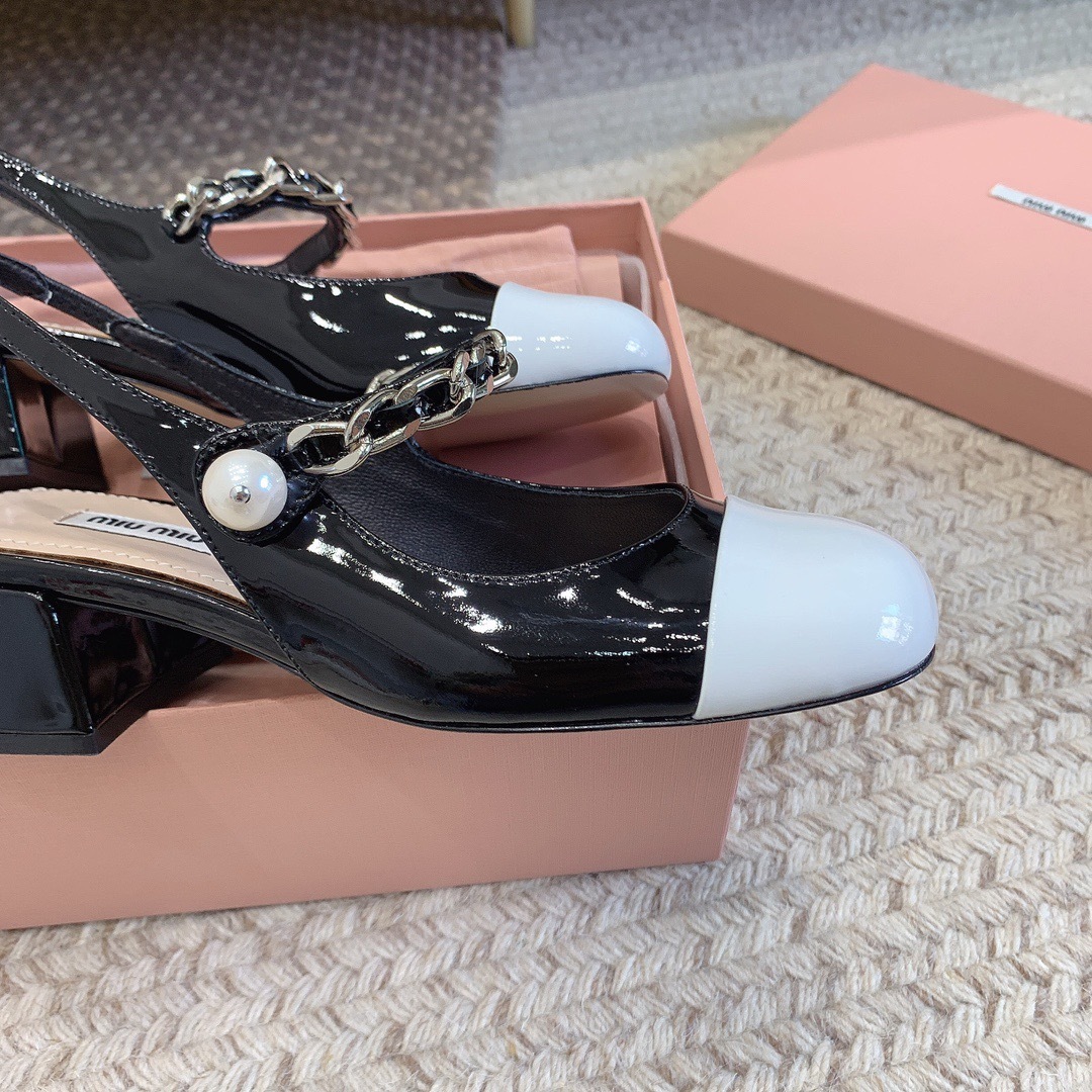 38D2A2C6-B0A9-4896-B0DF-1B6E0831FB25