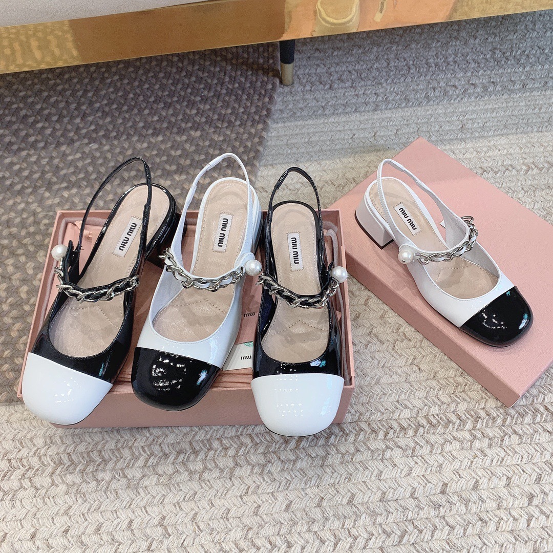 CCCA10E2-C4DD-442D-A17C-D66A005BB4E9