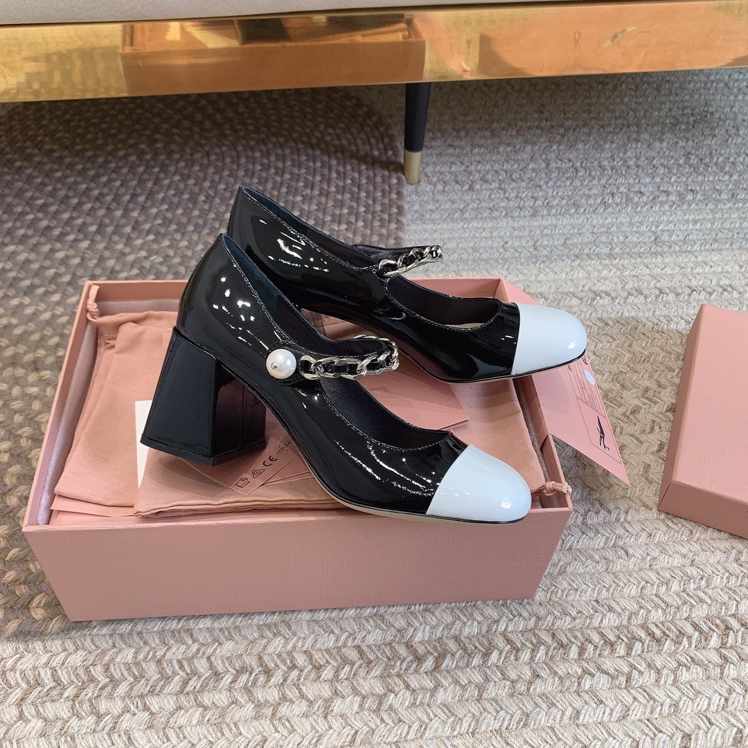 43E931D7-0855-4B09-9142-F2D6A0EFE9F6