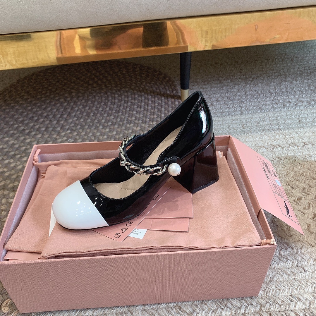 385EB745-DB5D-41CA-90C1-25093EAF4934