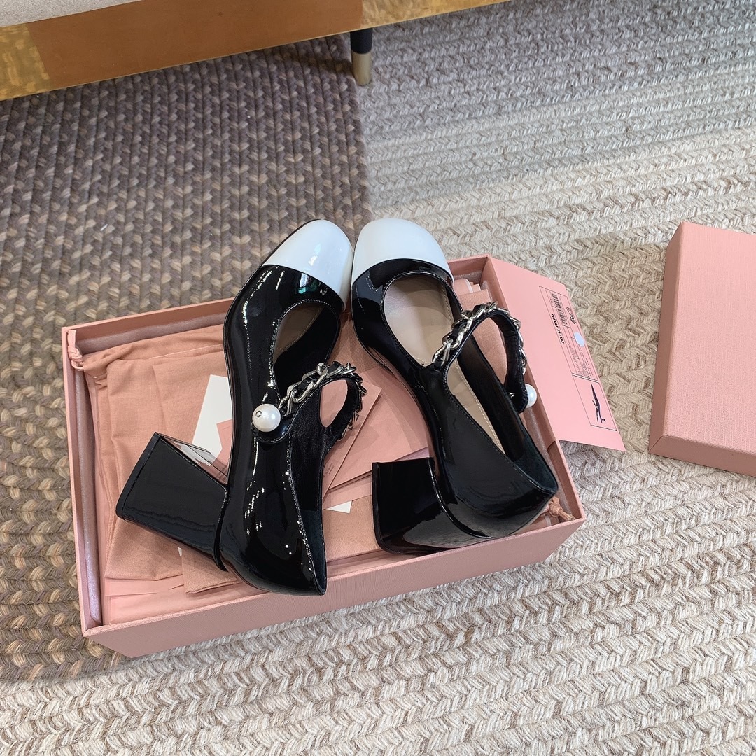 7808A8B9-B6C9-4DC0-ADF6-3F148CA92727