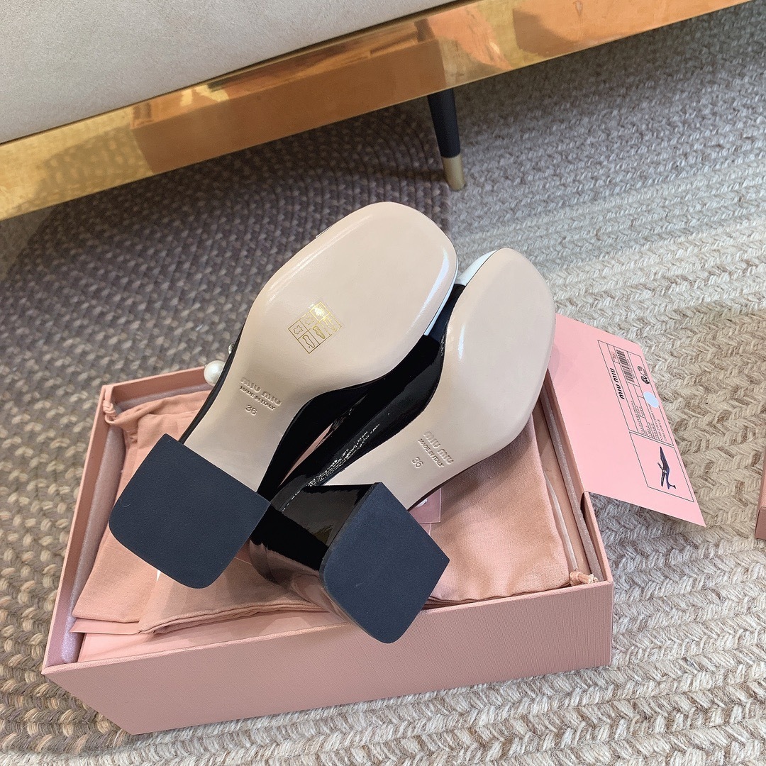 35164AC4-0385-43C6-9210-CB2936F9589C