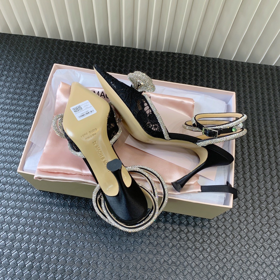 B6D864C4-46A5-4B80-99B1-D7EBF5505AE7