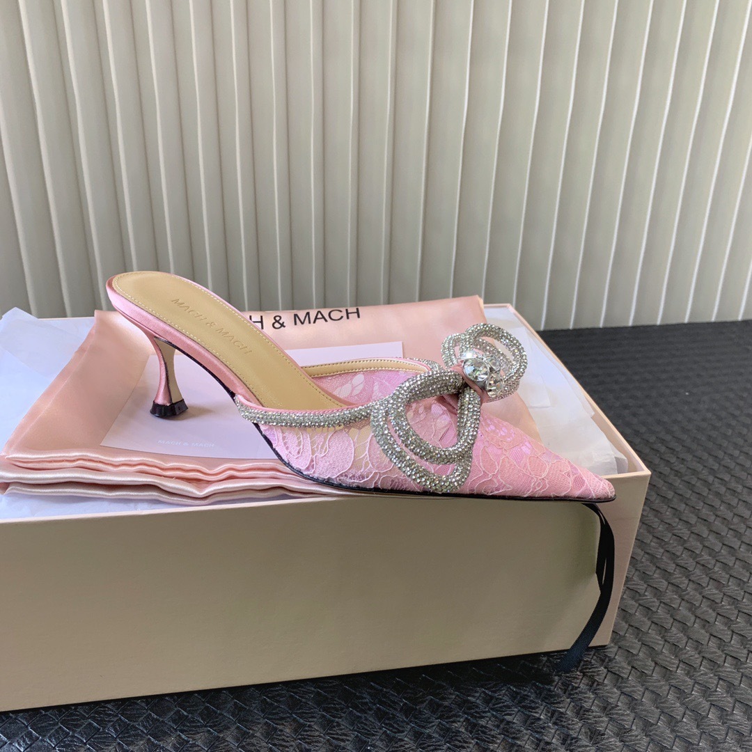 3B27D730-73EA-4618-BDB3-B85989A4163F