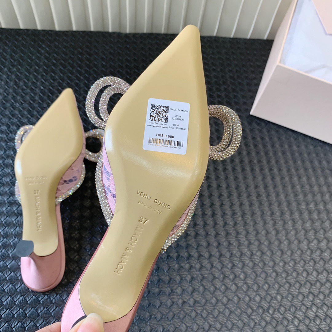 7161ADB1-6986-46B1-B790-9BAFABAEC64D