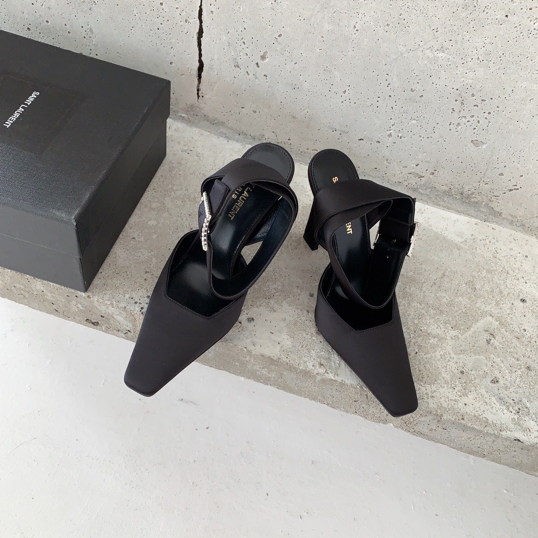 32A89CF6-EA9F-4B51-A246-5CAC991C8FC3