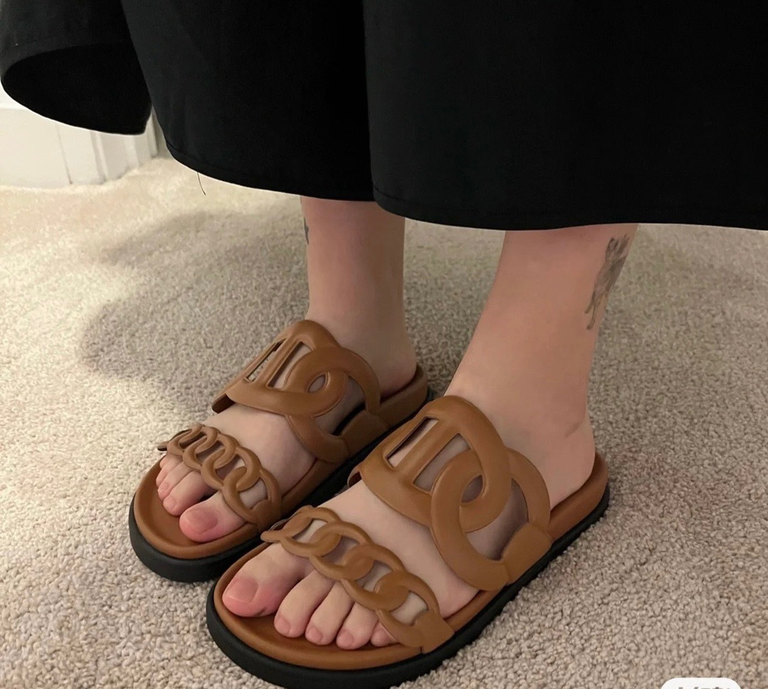 7C2CAD4A-D91E-4583-BC18-B948663314FB