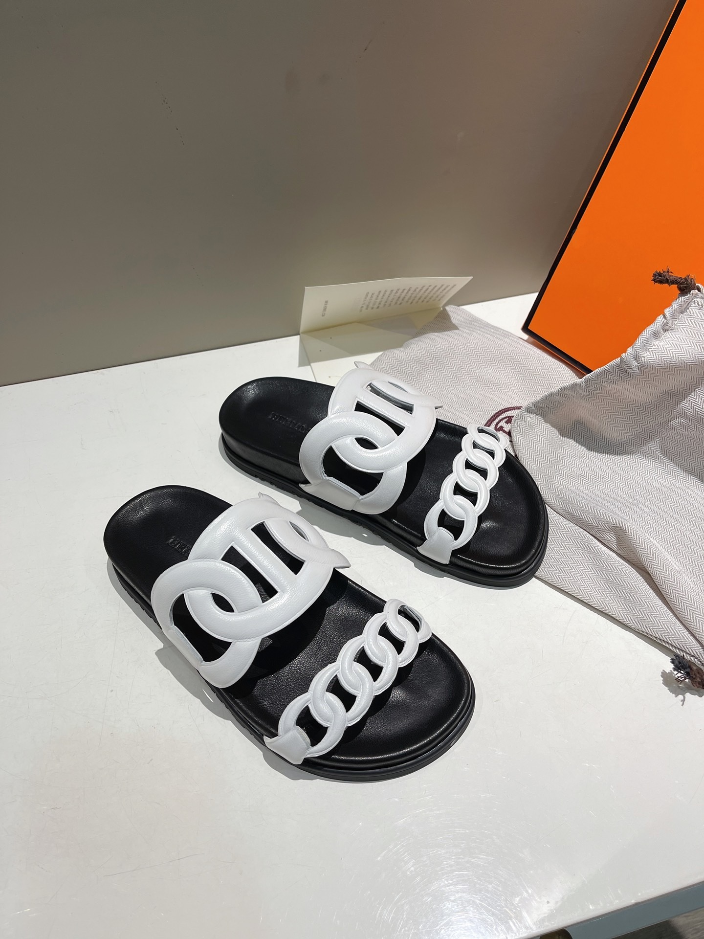 269AEEFE-8030-4A07-A6A6-345EB37FF8C1