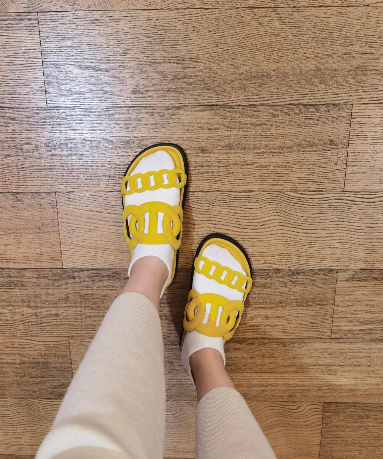 645F6C41-7D90-4DF6-83A5-64BE36BDC730