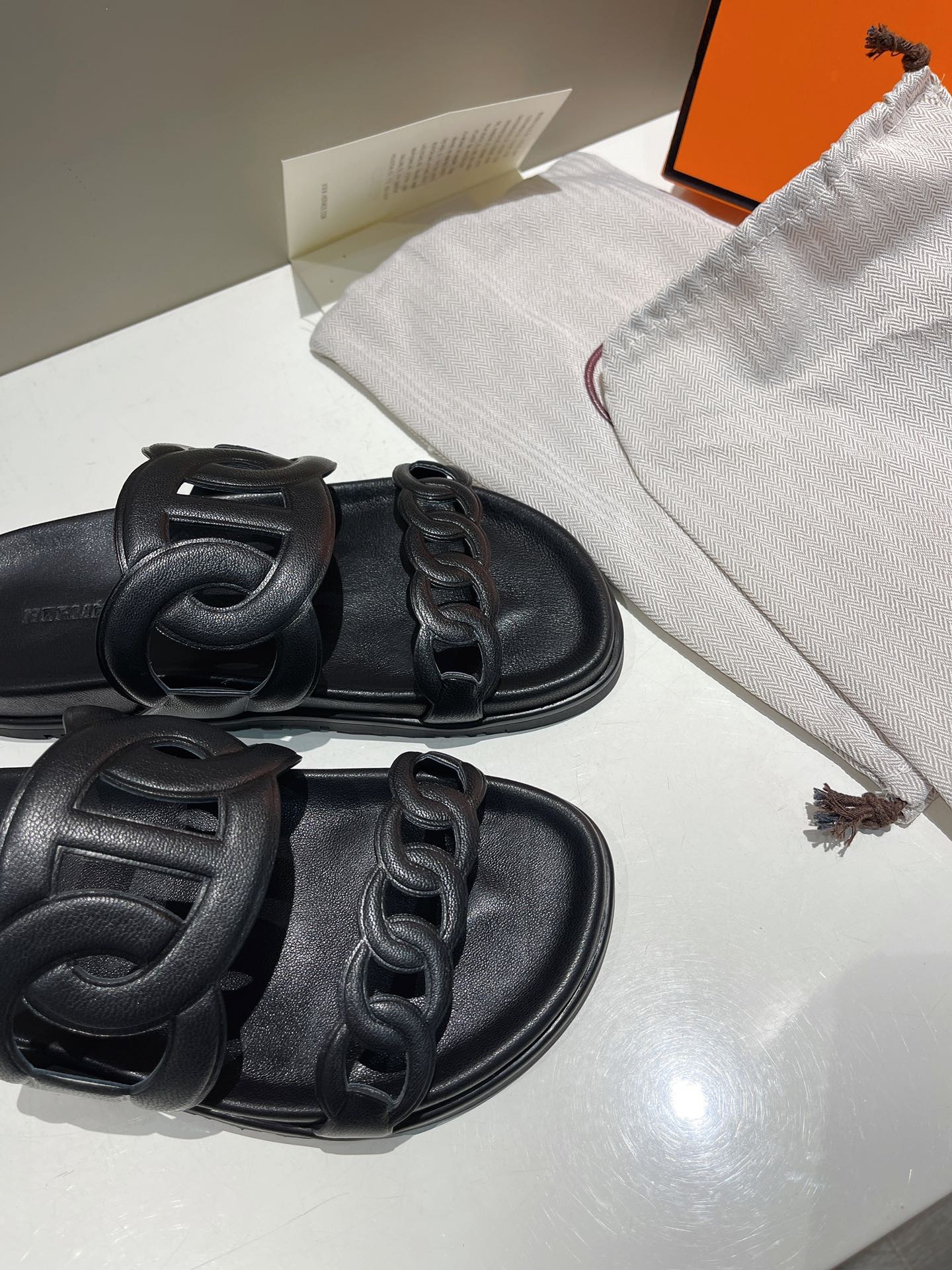 34464480-17E4-433D-A36E-0774D0D34EB5