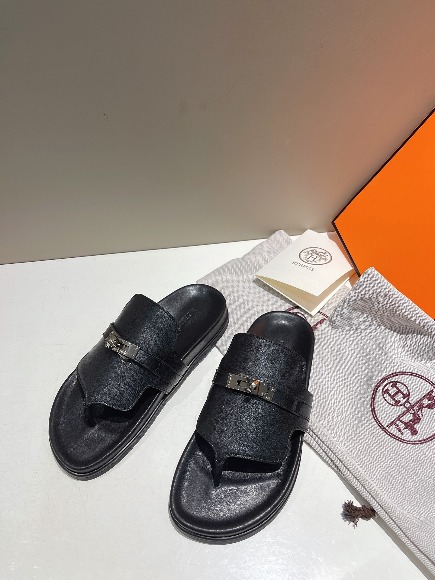 6A2F2AAD-D4D0-453B-B5BC-5161A7131307