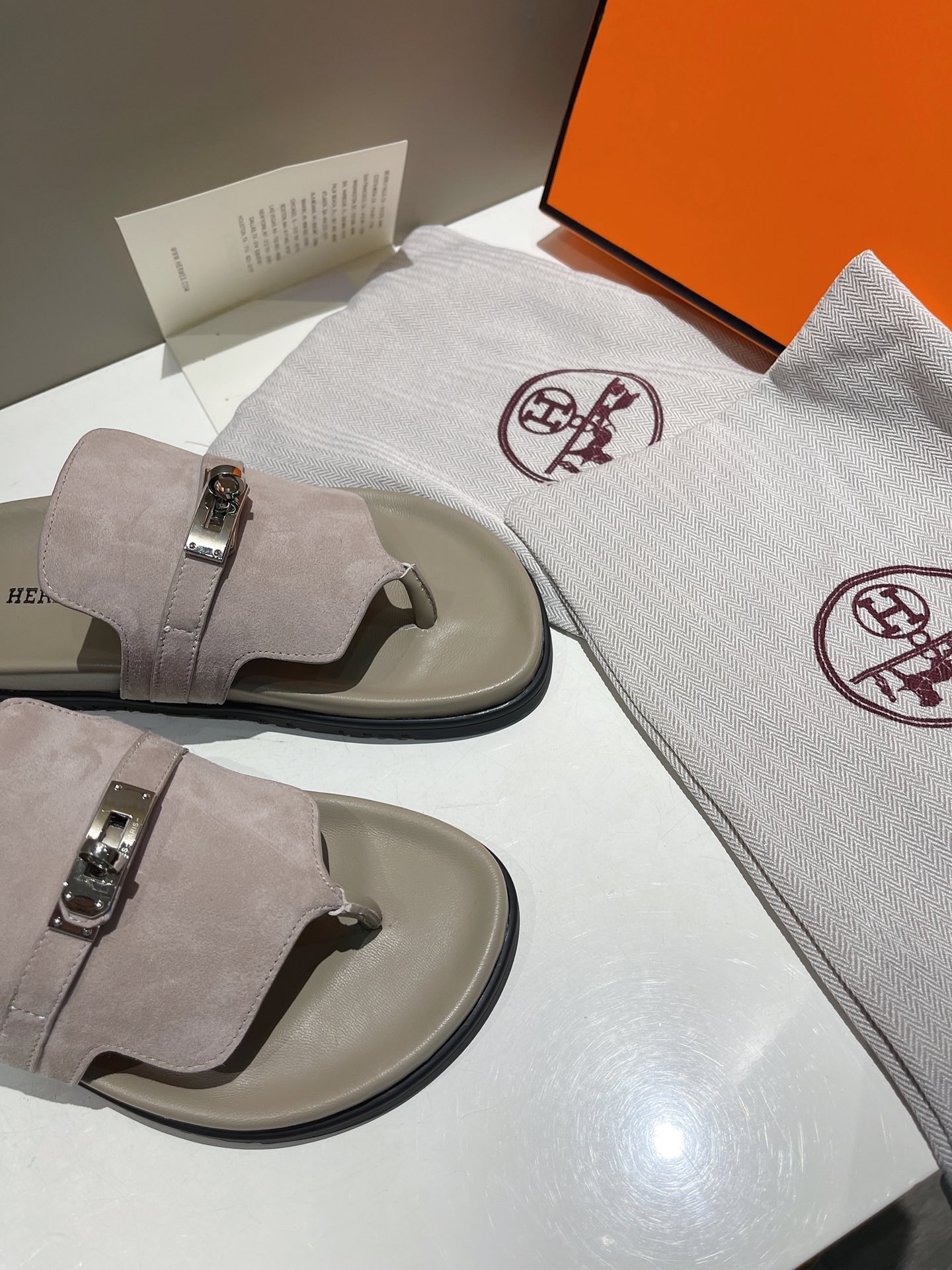 76DA1BBE-429F-4446-9FF2-0CD987F46D5C