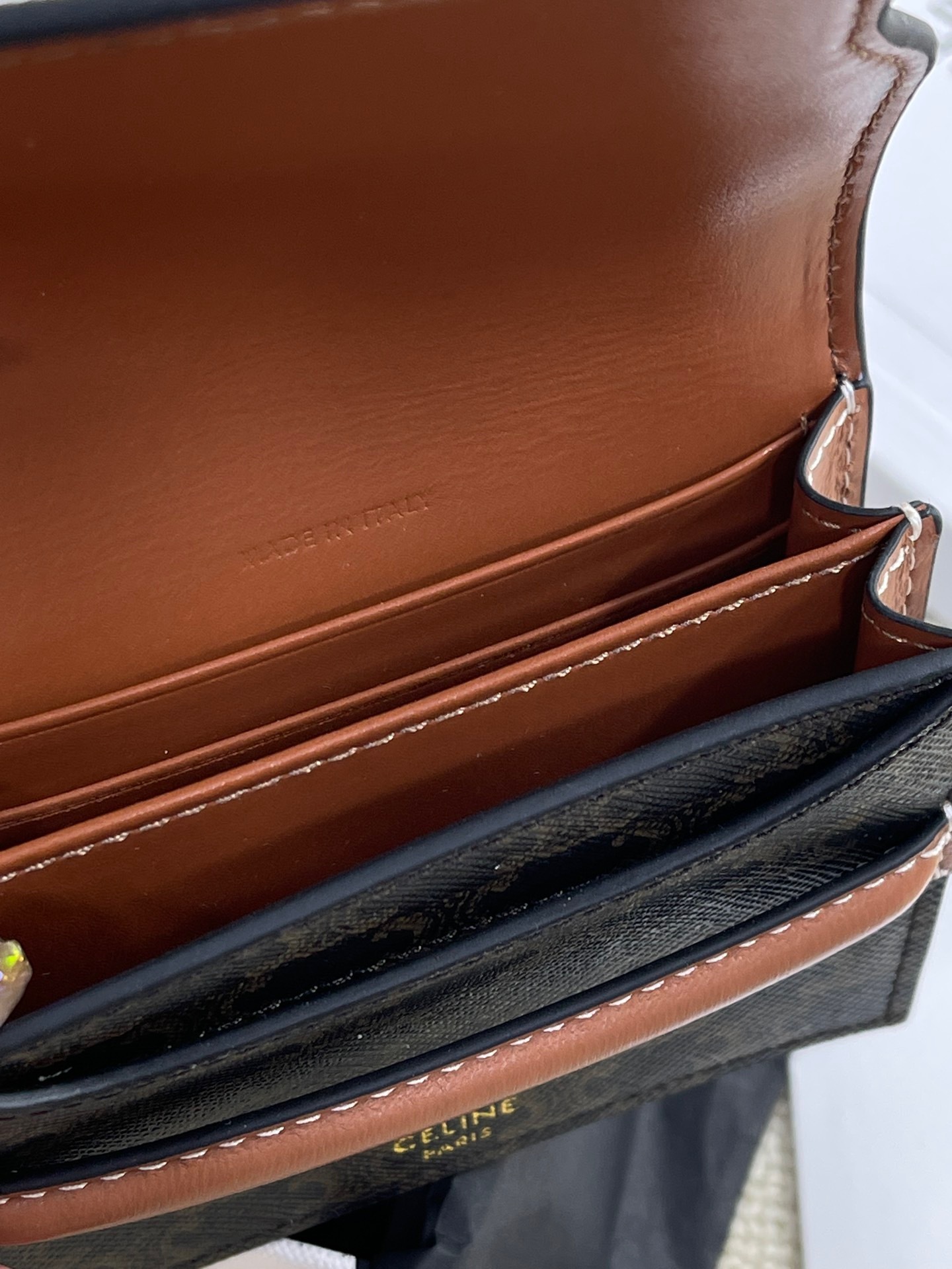 43257F42-6F03-4350-917F-7E57709B9B05