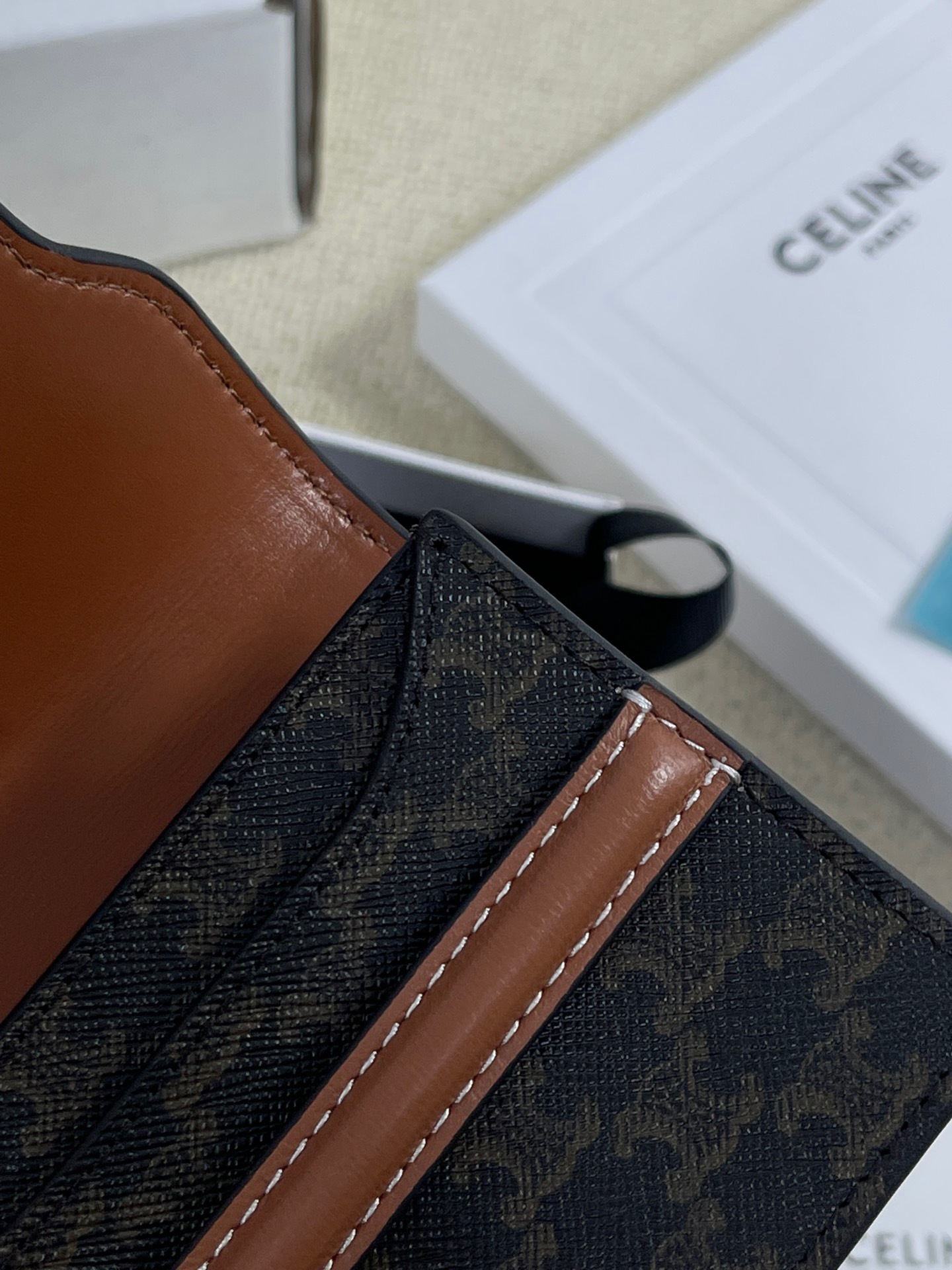 D00D7AAC-AC41-4B9B-8E53-85910CDF5AFB