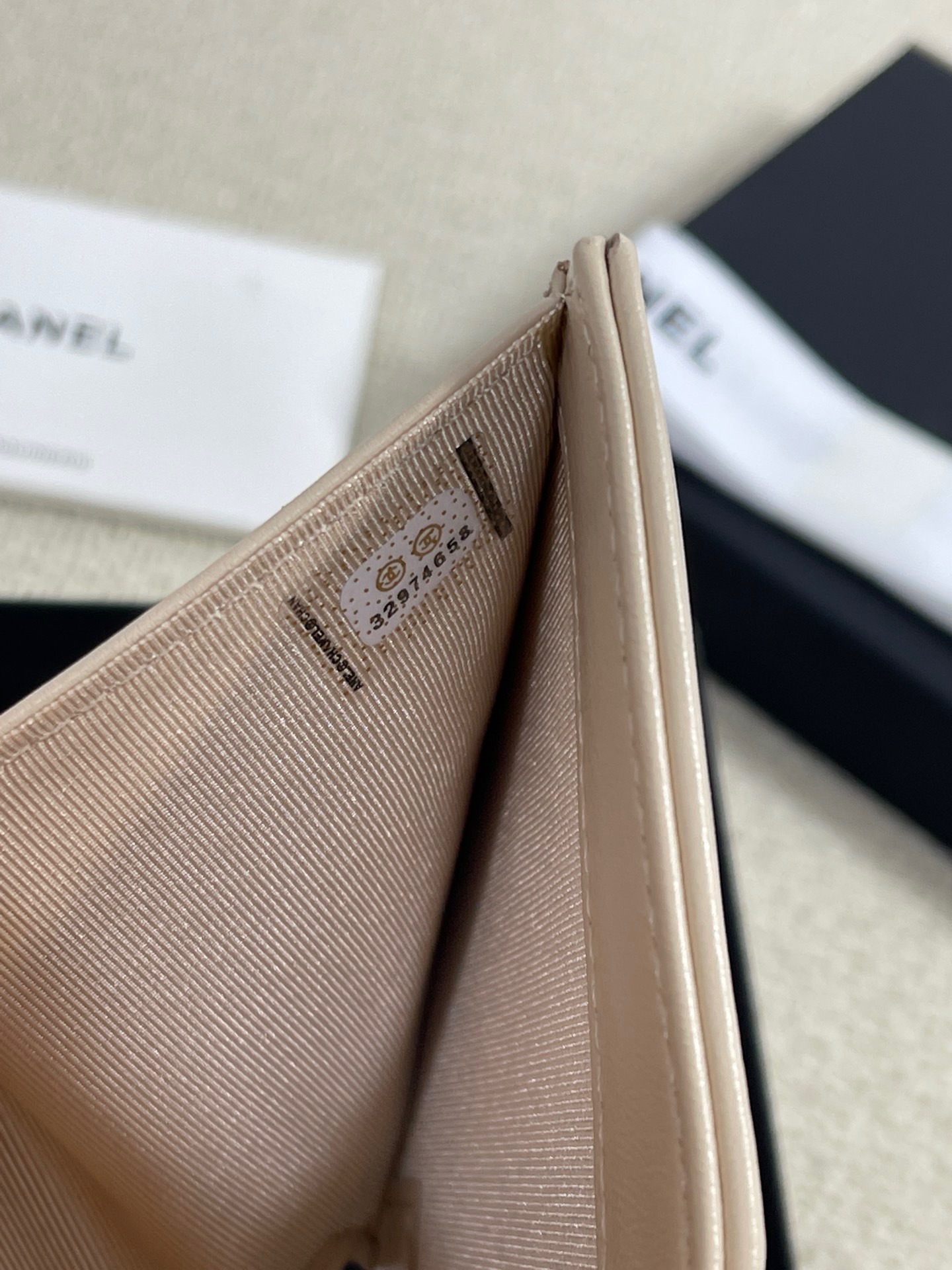 F6F4E409-538D-494E-927E-5355EB8EC404