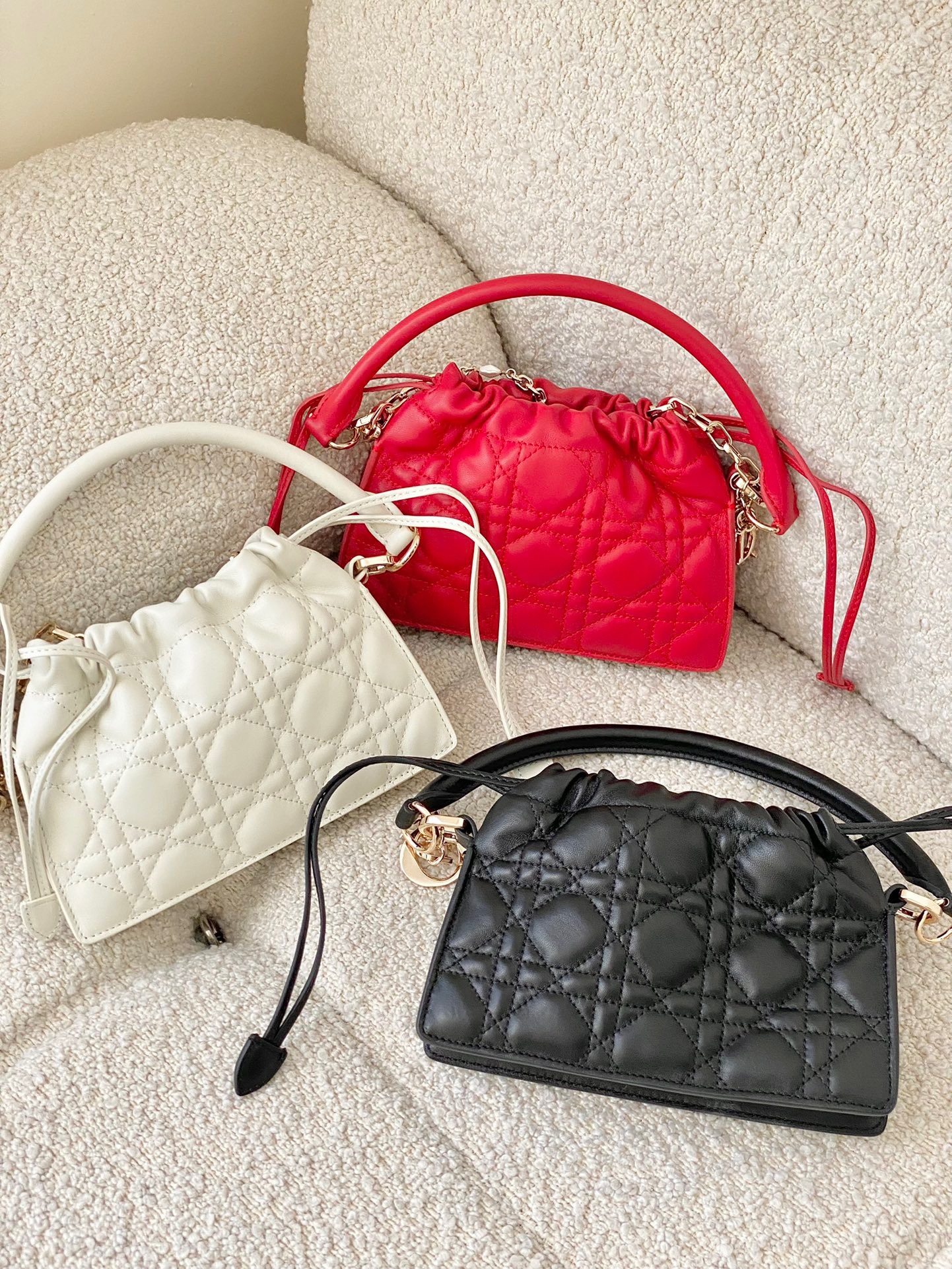 6C401BEB-B37F-4139-BB24-8DB68BA624F8