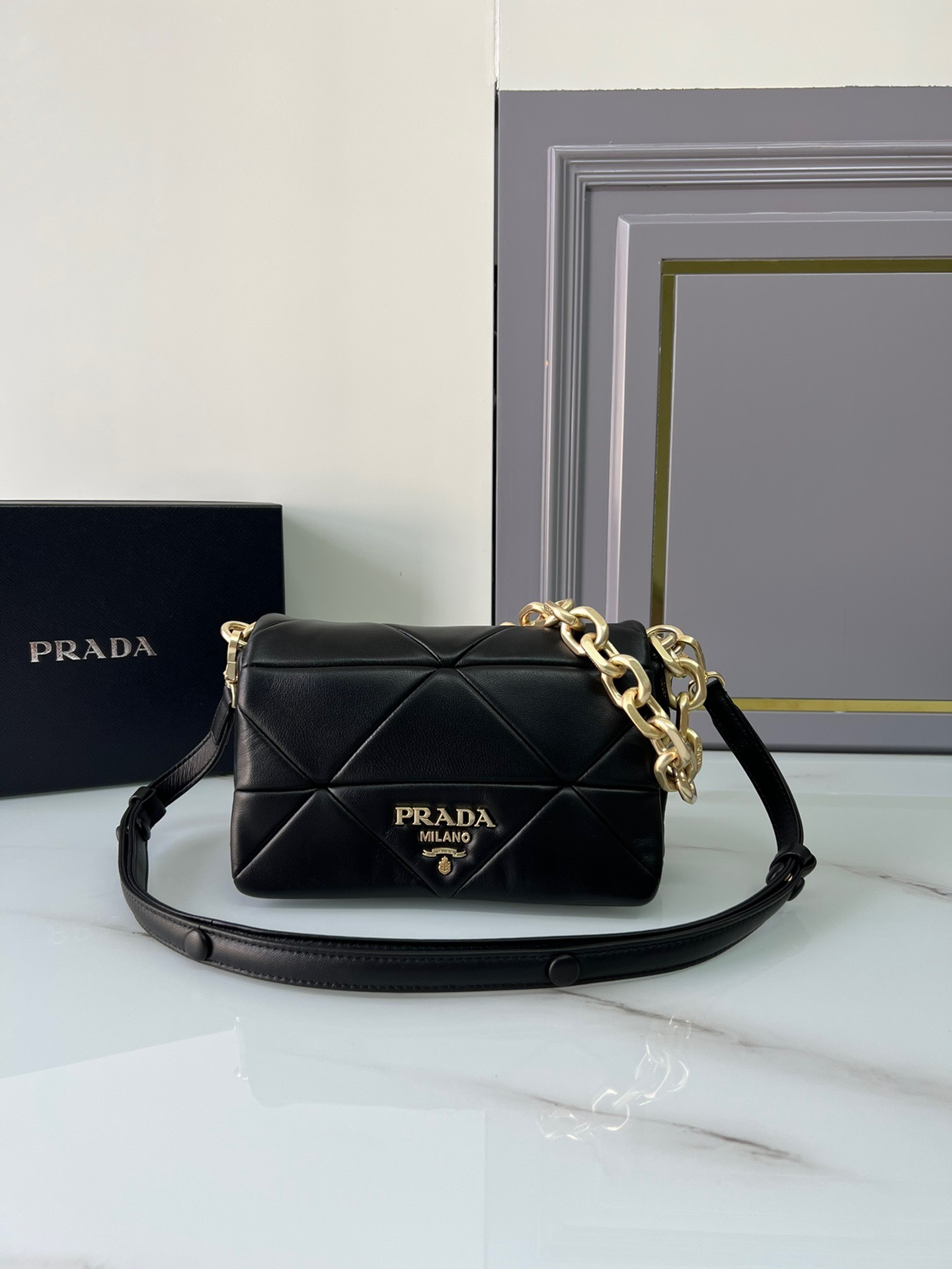 898E7C7E-979E-4751-8D89-DA6DA3071926