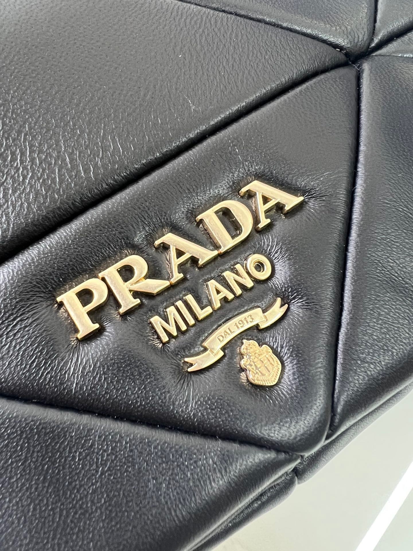 09FCF225-90B8-480F-9A90-17A7C98BA991