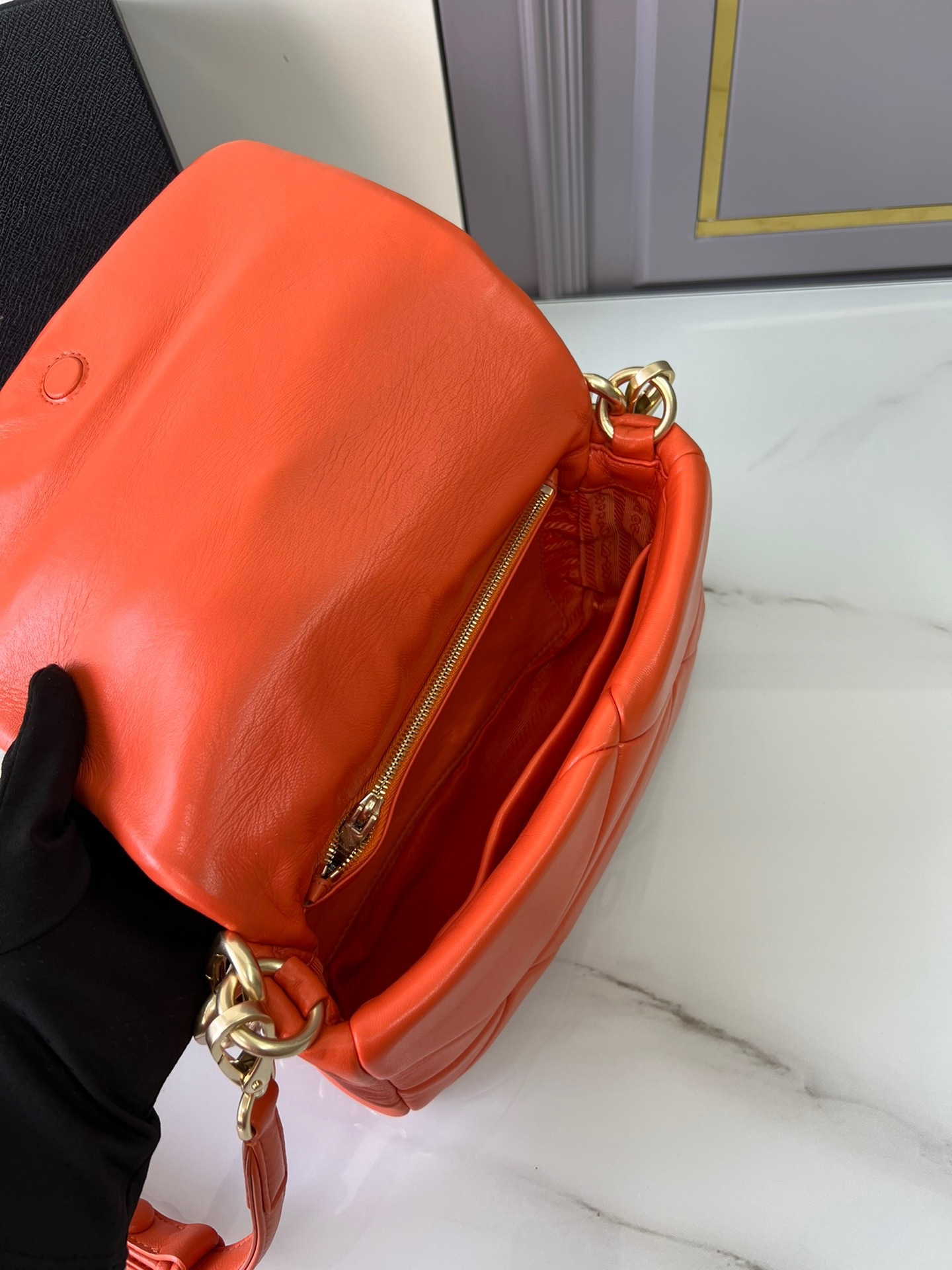 280D4735-0DF1-4AAB-9730-3C19263BA5C4