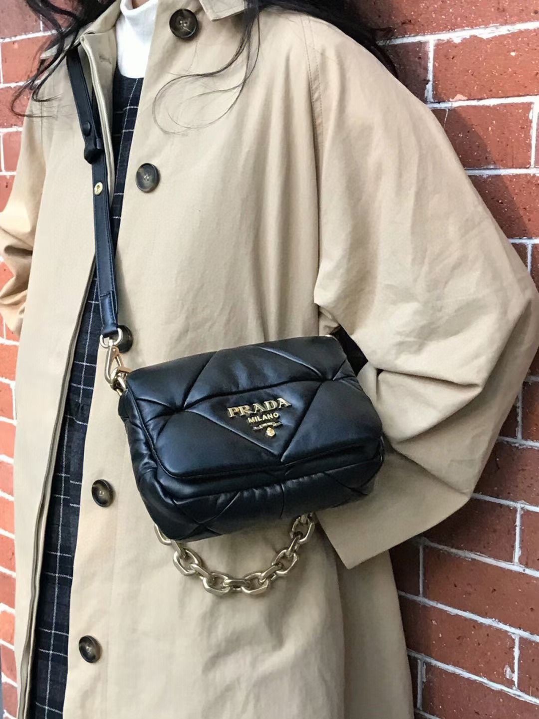 9C4AB64A-DD4C-4FE3-A302-73E3B4941178