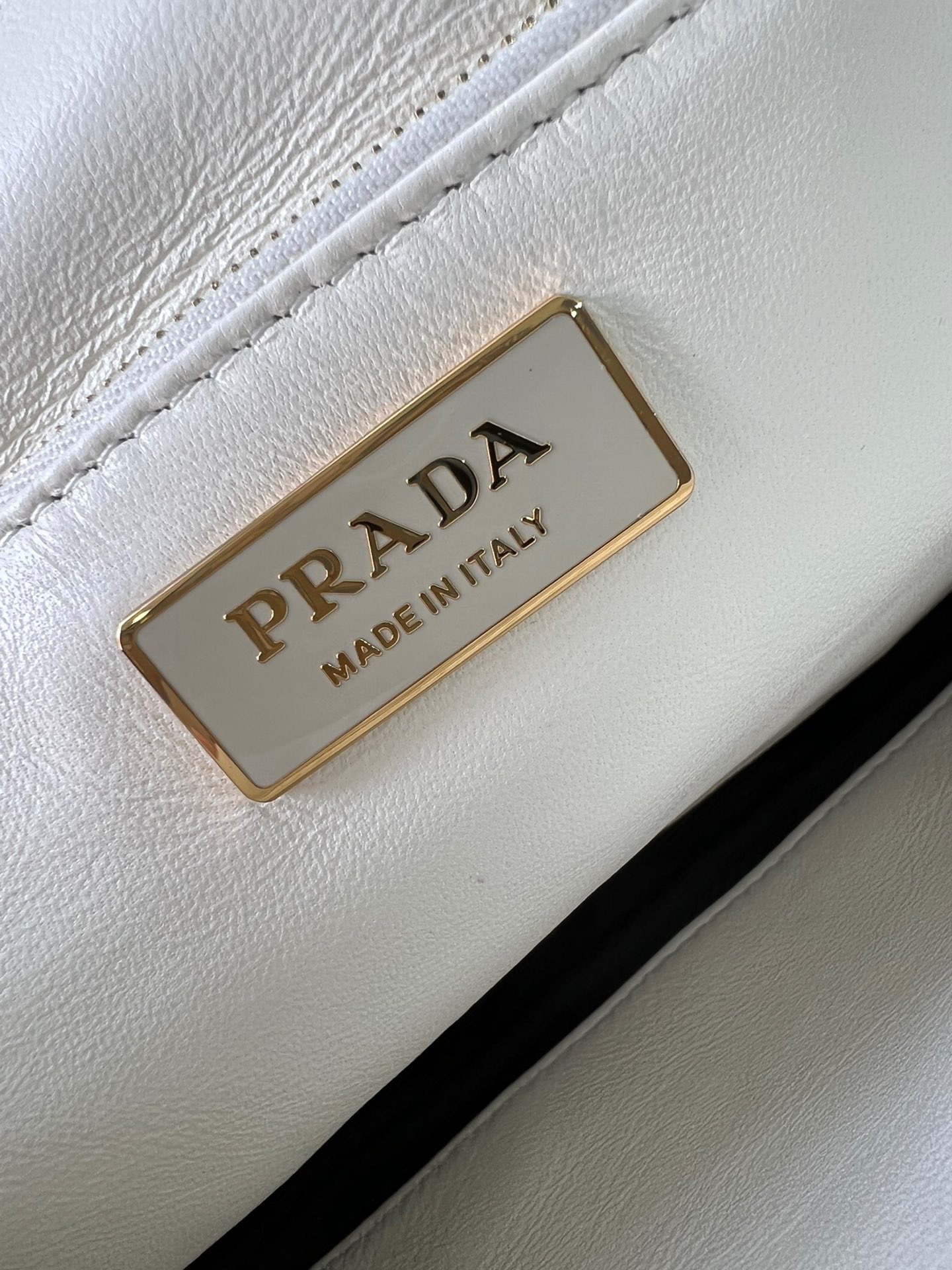 C0F58C96-6D27-448B-98AB-486A6E7C4020