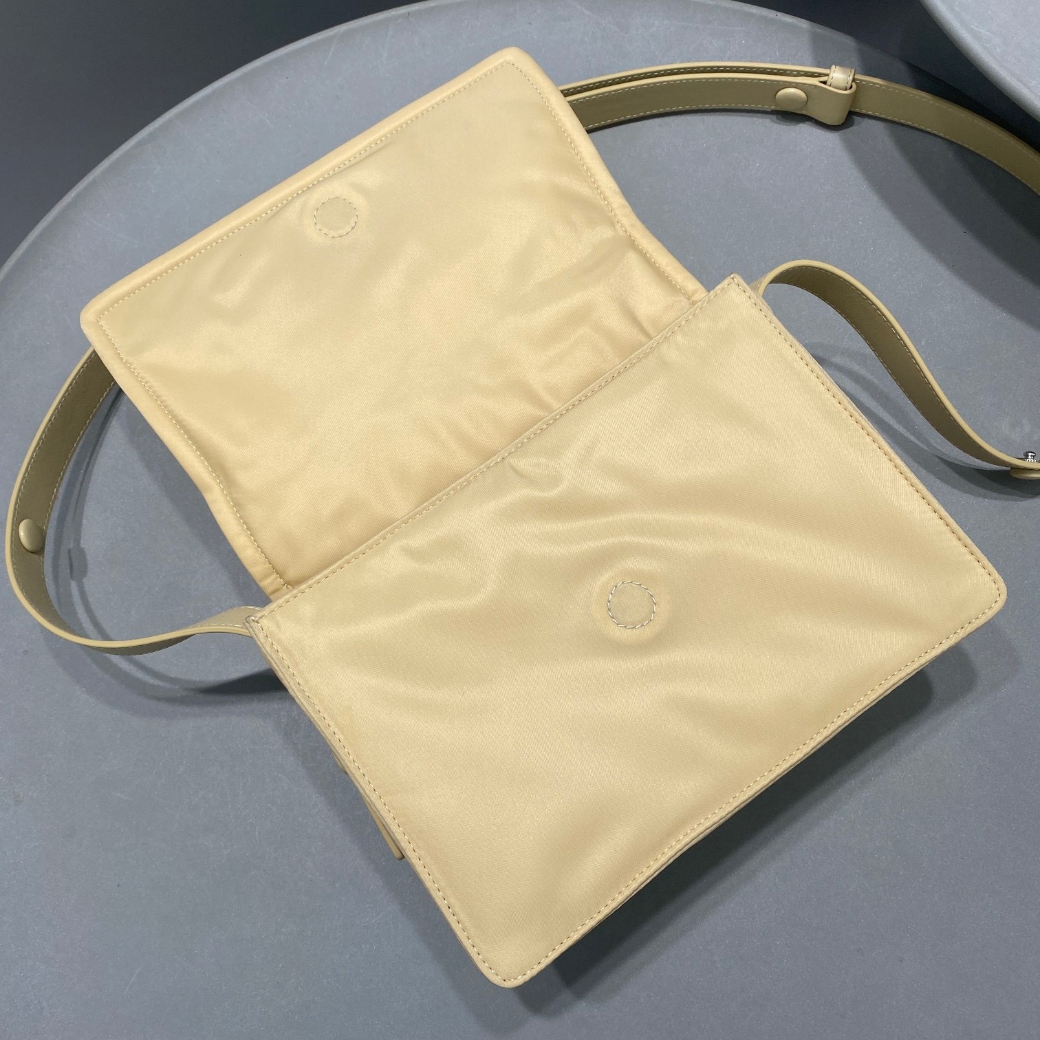 A28D0501-7562-4386-95A3-3515DD61D34B