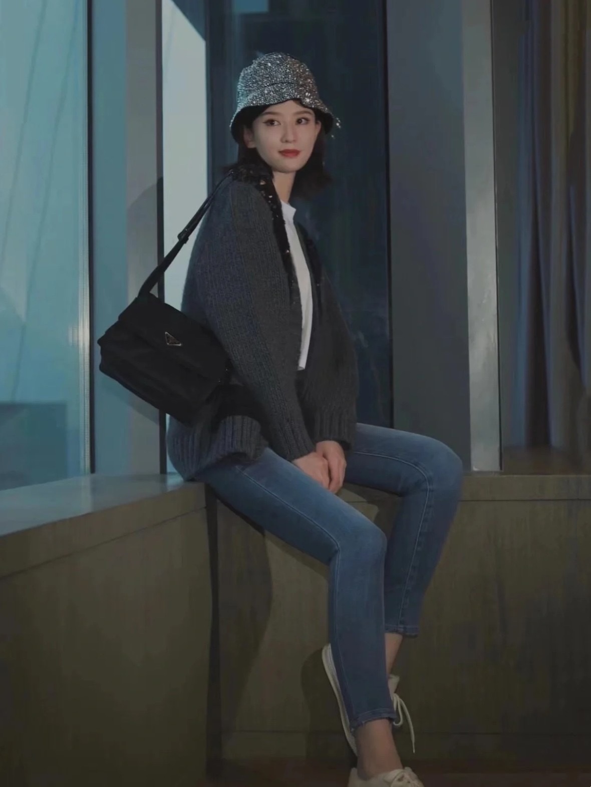 B01D43E8-BC3C-4F45-9B1B-2629797C1167