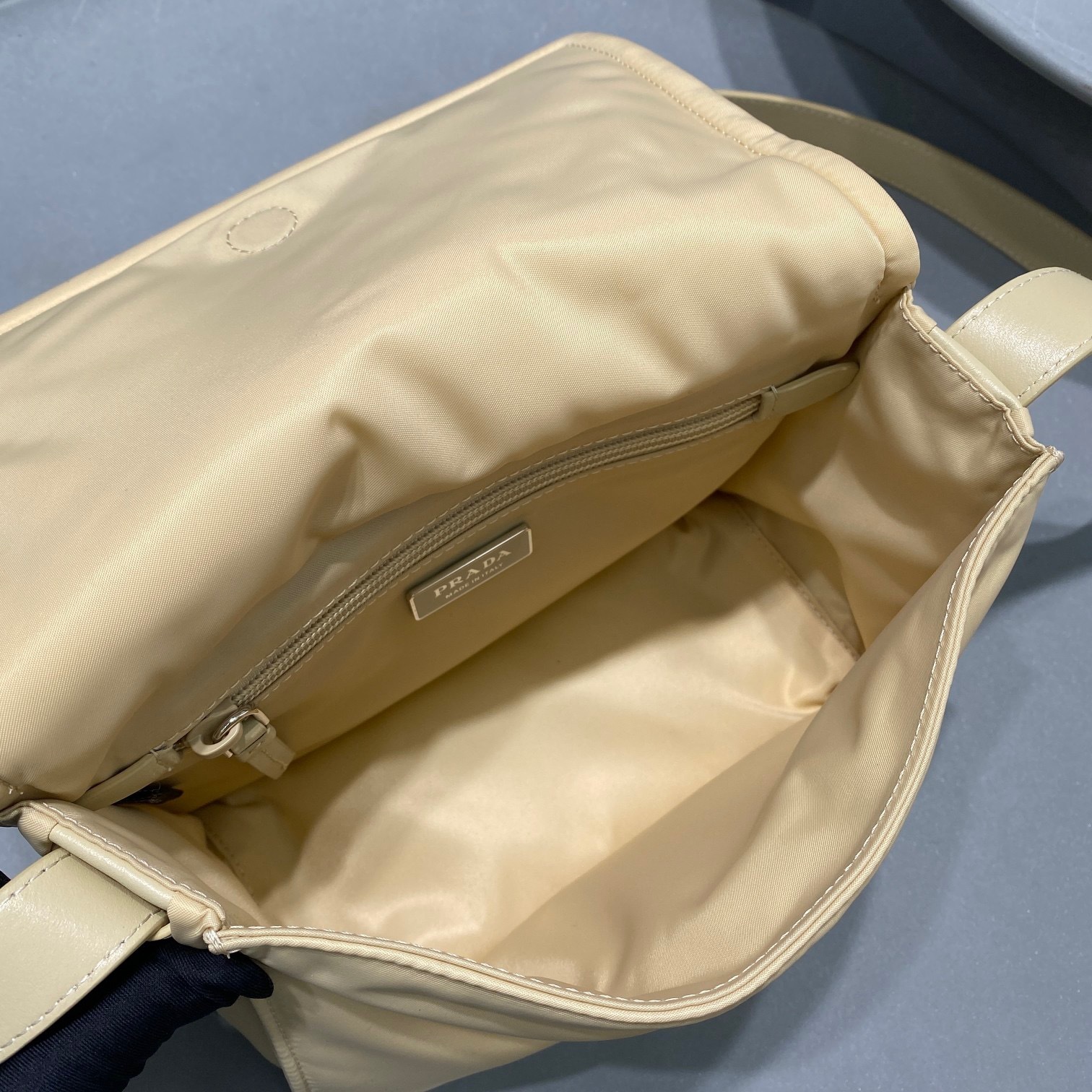 EC701FE9-4ADE-4B98-9891-CE0EA989E700