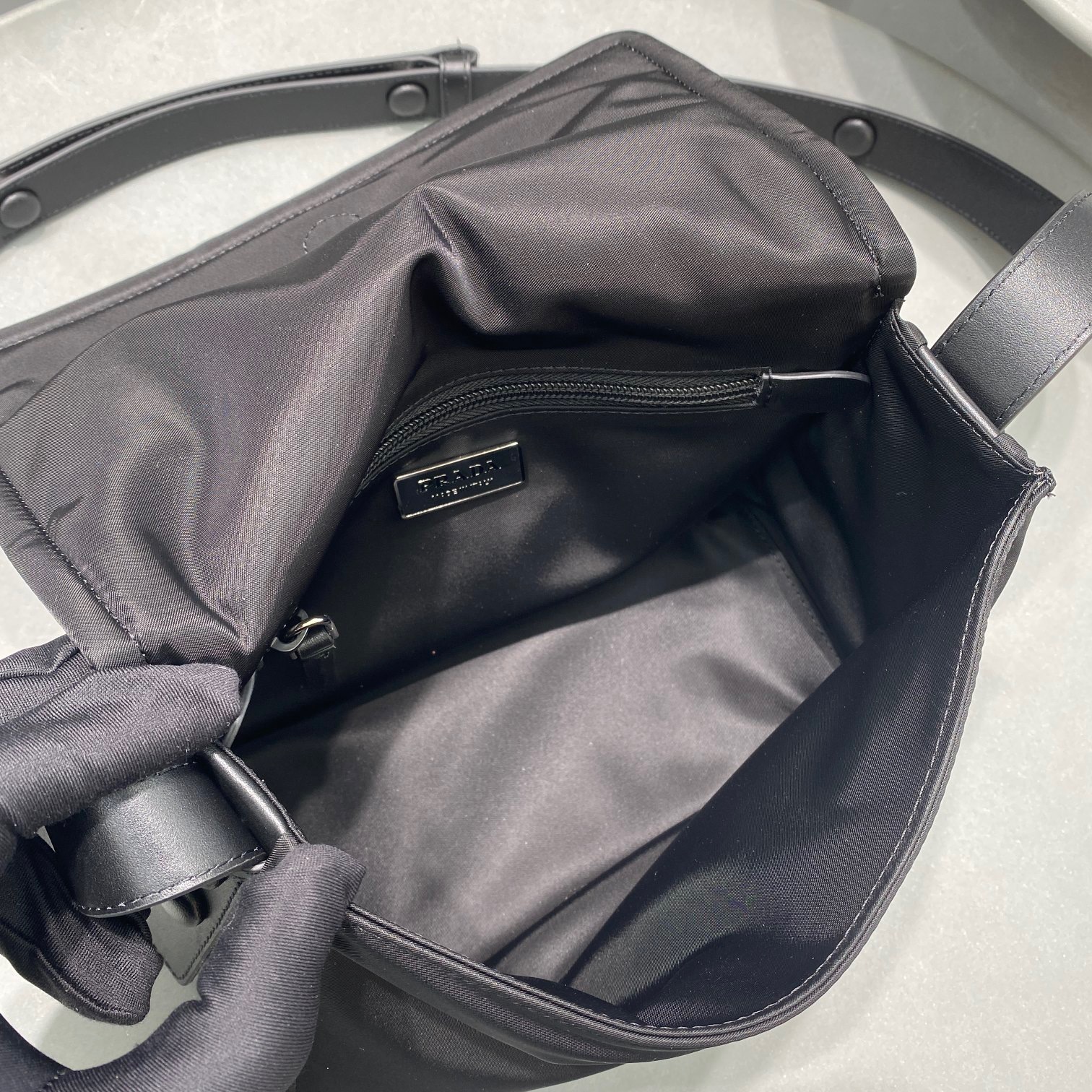 28E5B0FC-DB5B-456E-AA64-FE9869C975D8