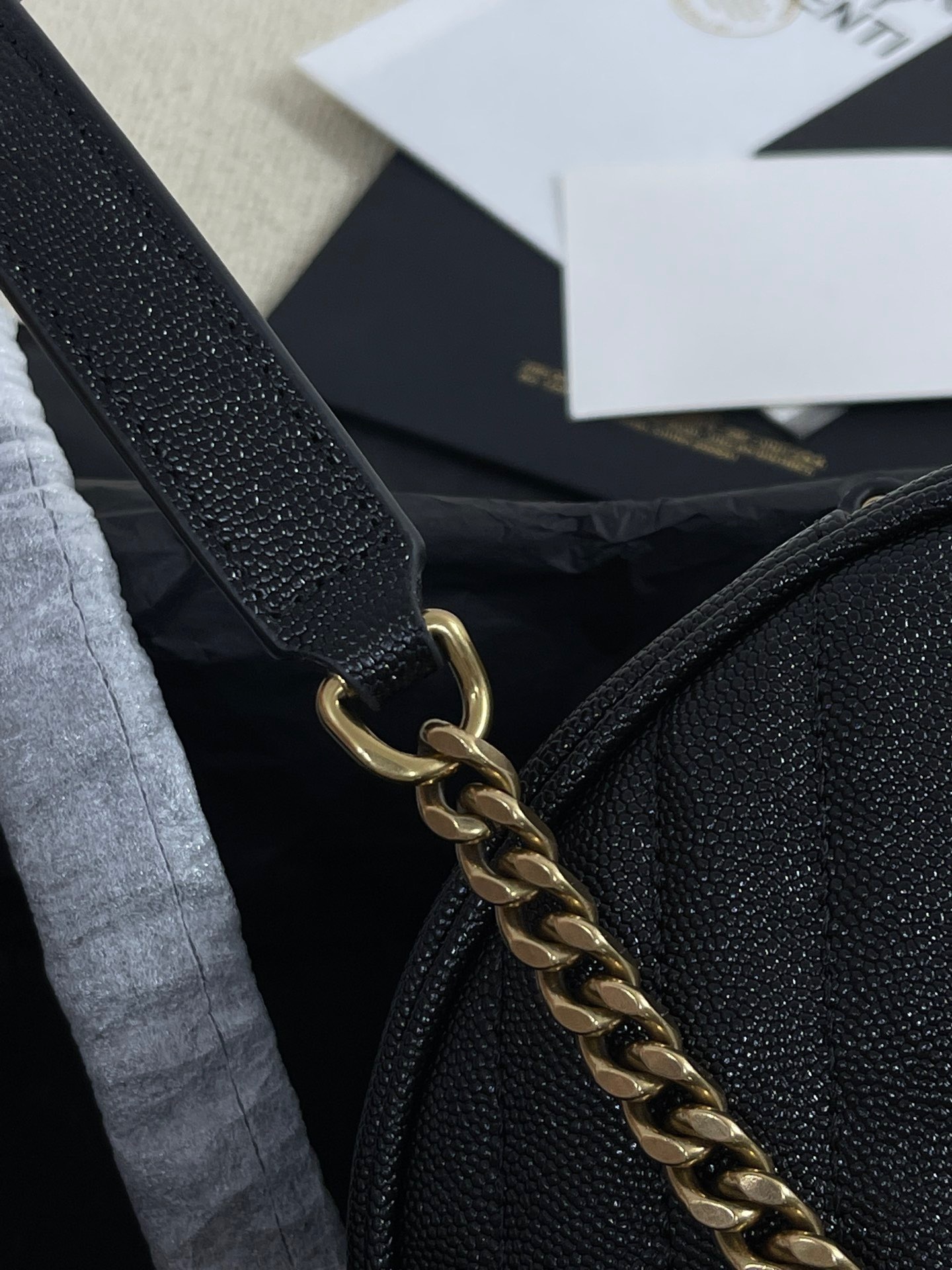 35F484B9-1743-4DAD-8875-2F5D9F9CB95B