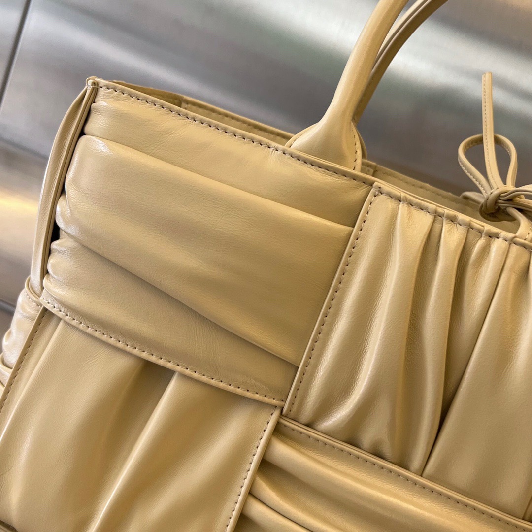 EDBD8E78-DBB5-4932-B291-6FD4C7ABF2F3