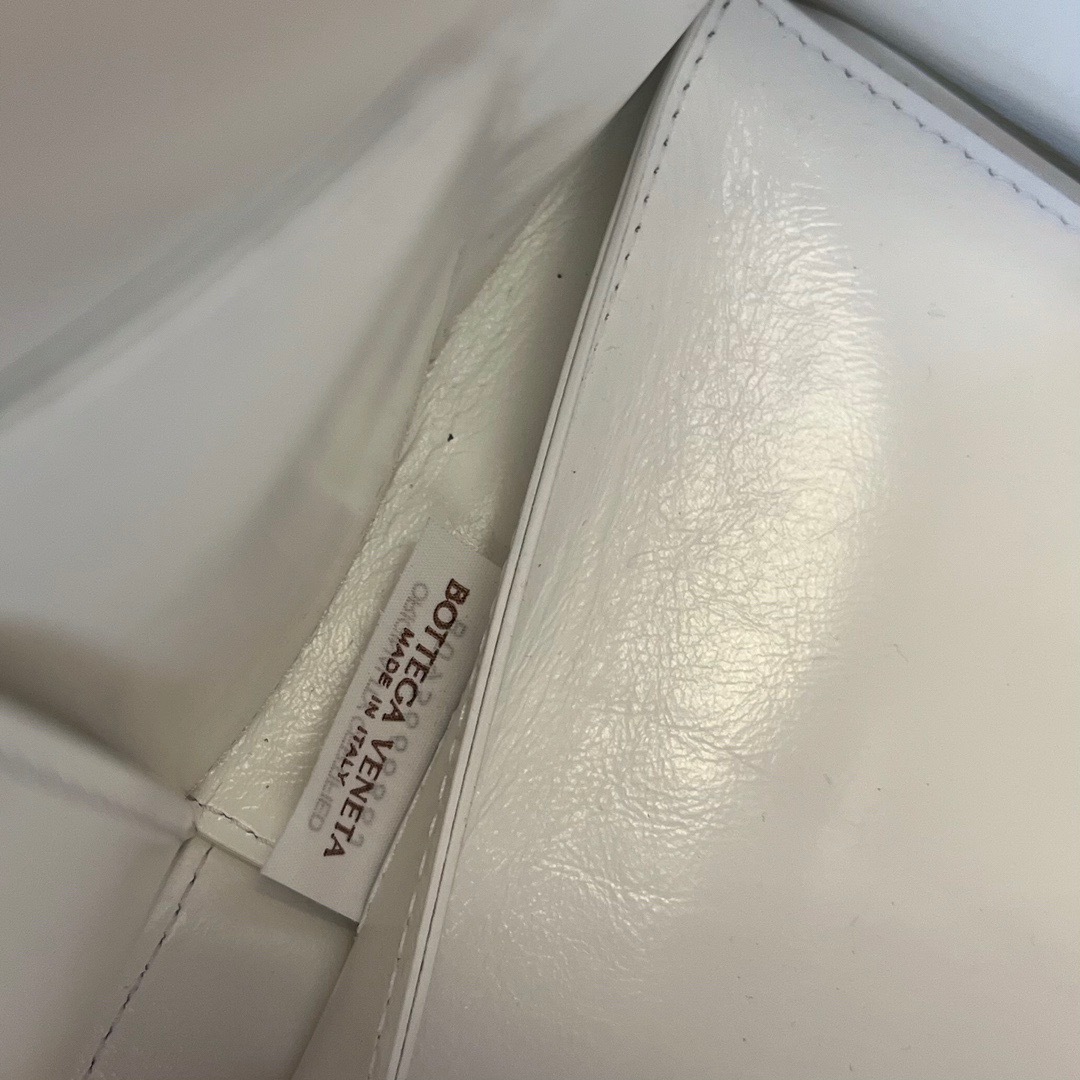 37442A9F-5989-47BB-9BE0-FF23CF4DF9B7