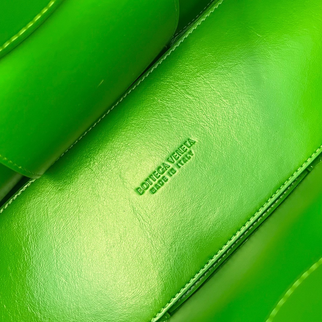 D3F4882F-139E-4E55-97C4-86433EC52D1A