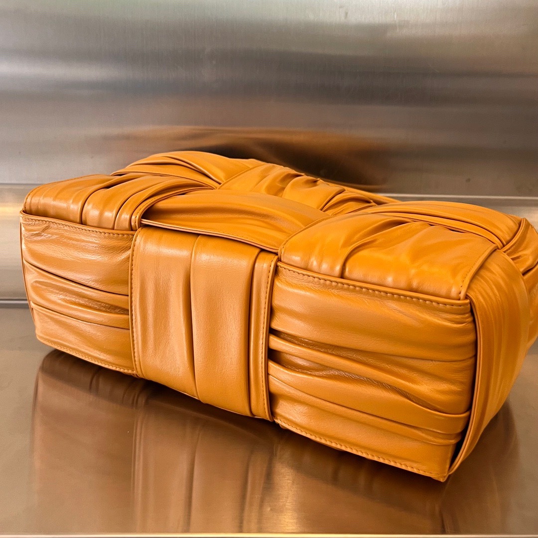 E73544A5-0746-433D-AE06-F7E420A49A57