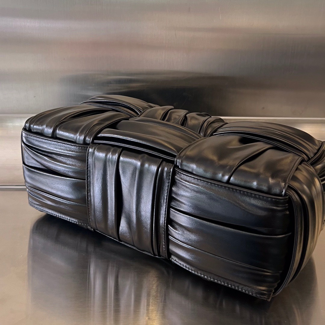 AFB8AD65-01AB-49FC-B417-6C7097CF8698