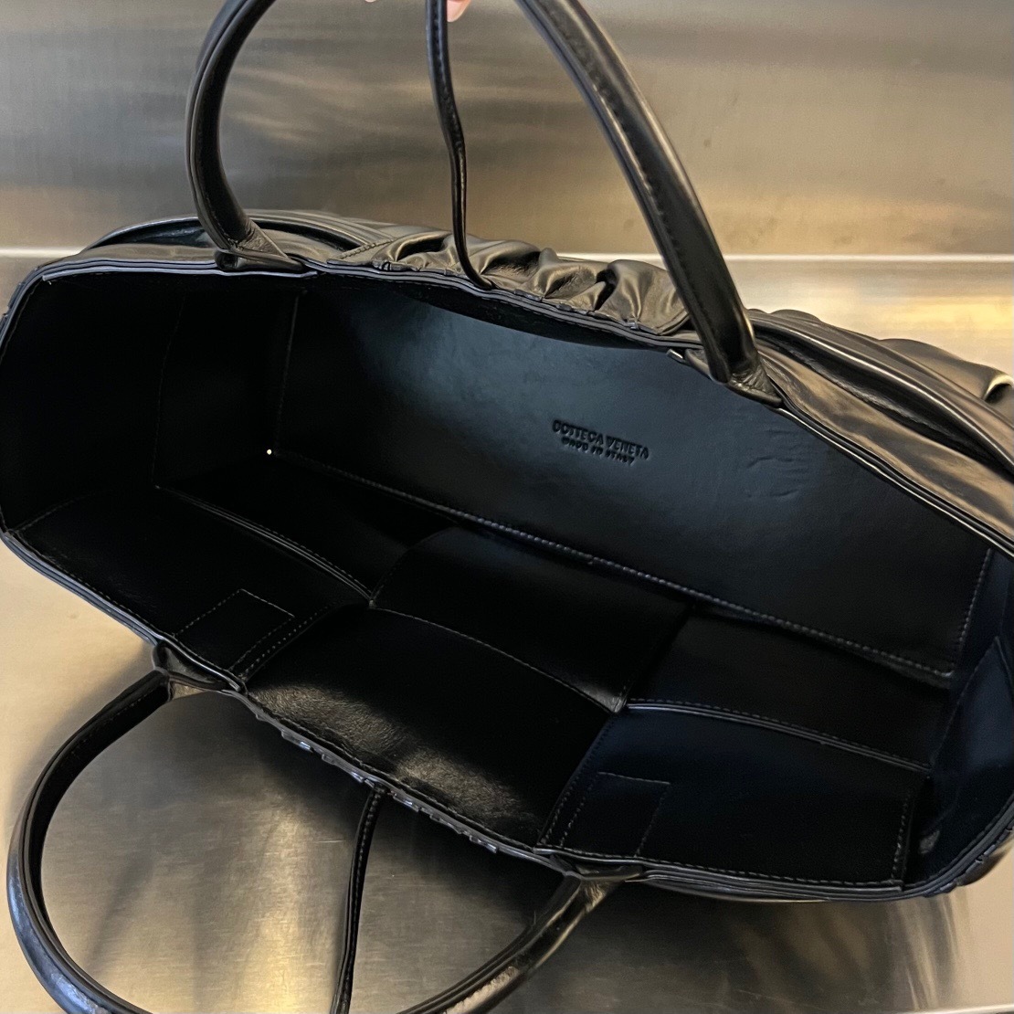 F6AA93C7-9564-4493-B9BD-9EC337461E21