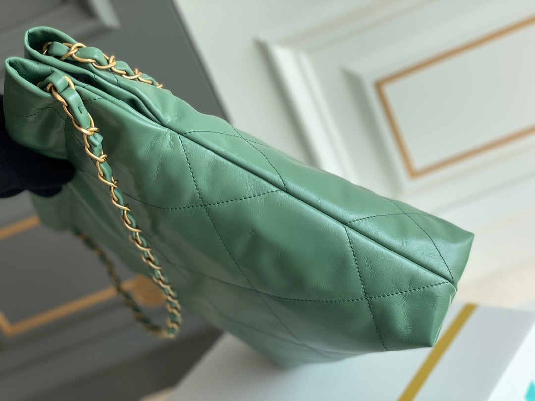 E7BA91B6-4505-464A-A33F-CCBBA8400C79