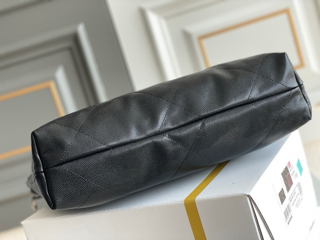 1BF1EF3F-49D4-4EC9-8451-DBD1F12B0C65