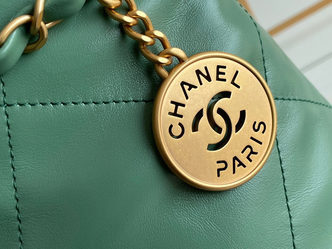 0431016D-DCB2-4AA6-9080-D5B0F1188220